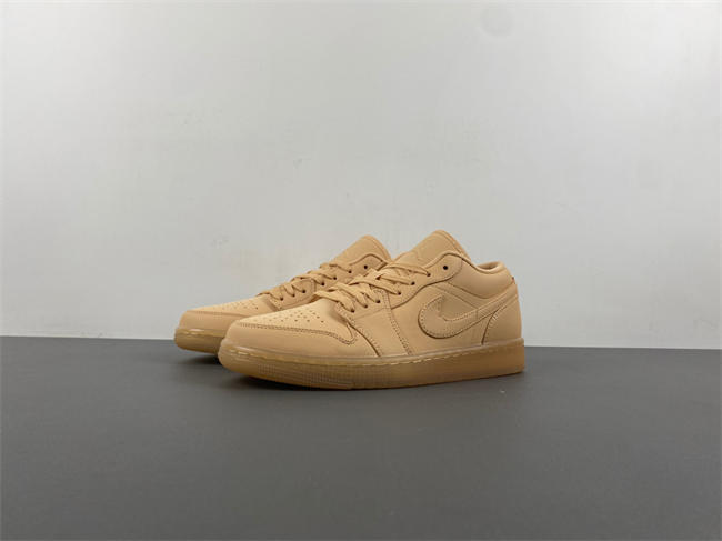 Air Jordan 1 Low SE “Pale Vanilla/Sand”  FZ3972-294