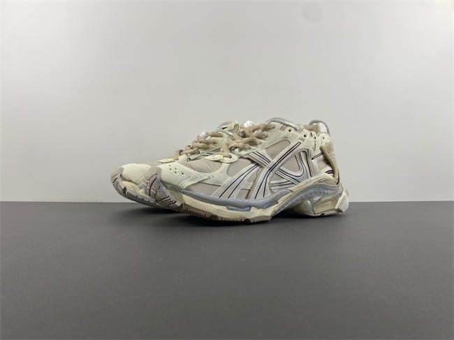 Balenciaga  772767-W3RNY-9797