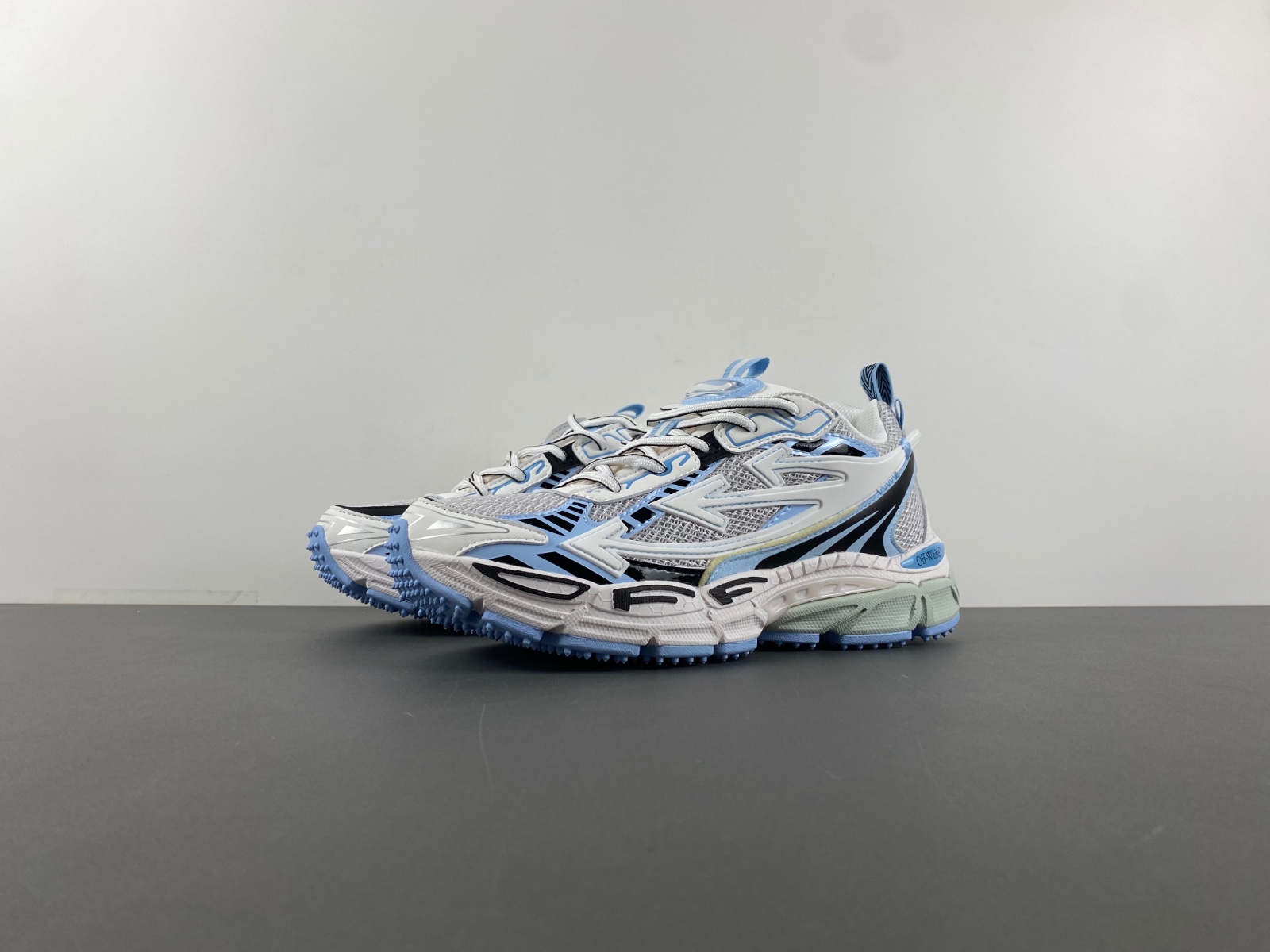 Off White 24