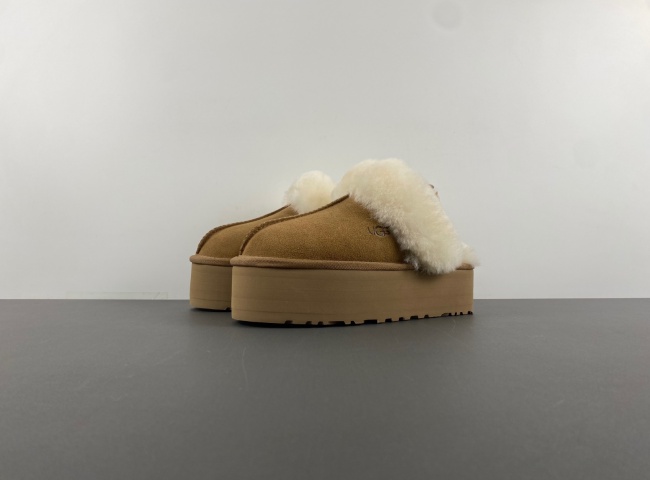 UGG LOGO  W/1113474