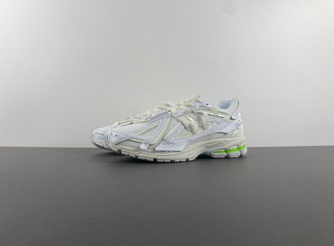 New Balance U1906AE  U1906AE