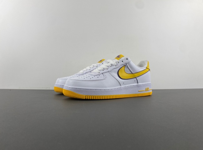 Kobe Bryant x Nike Air Force 1 Low   FZ1151-100