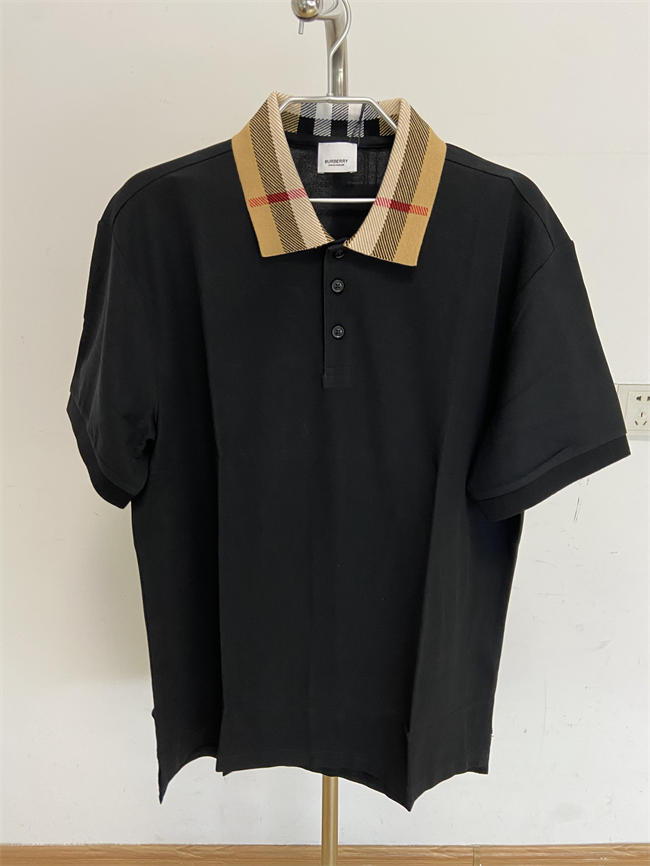 BURBERRY T-SHIRT