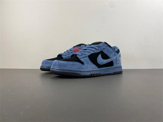 Nike SB Dunk Low Supreme 94 Ocean Fog HQ8487-400
