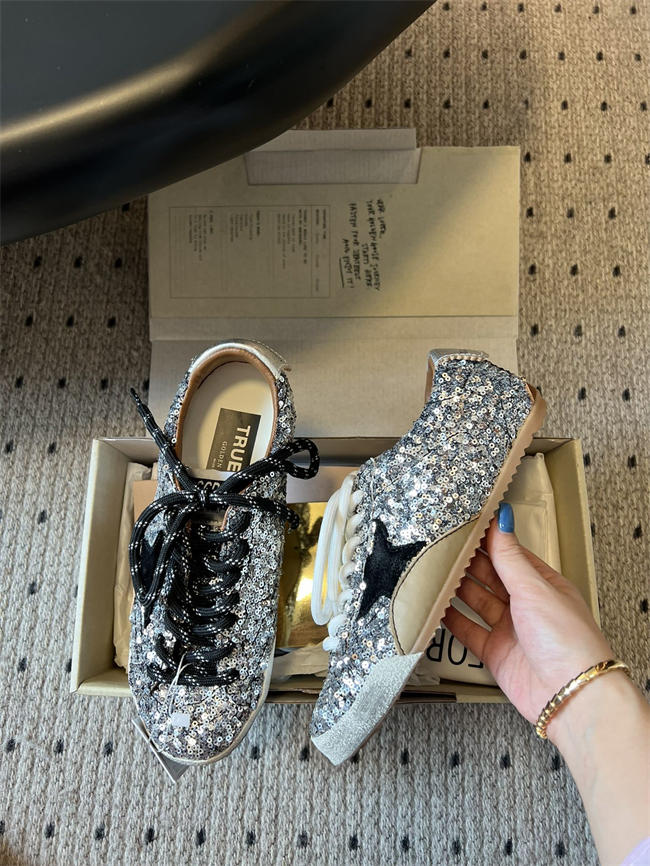 Golden Goose Sneaker