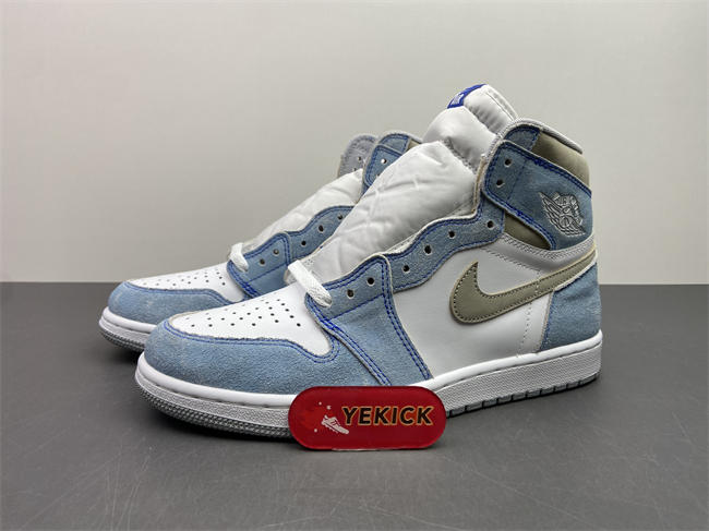 Jordan1 Retro Hyper Royal Smoke Grey 555088-402