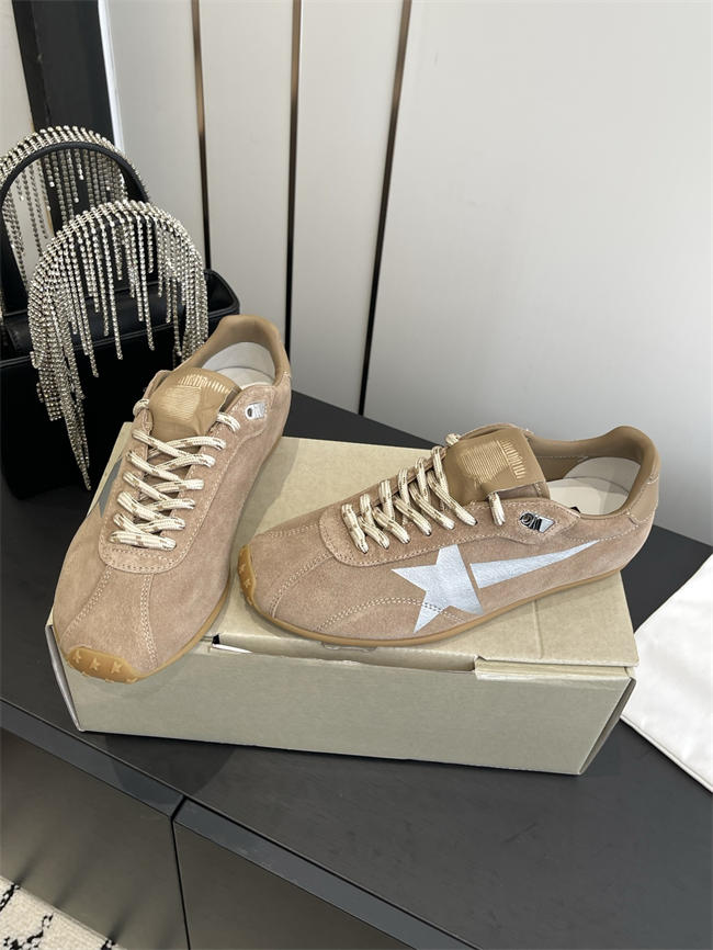 Golden Goose Sneaker
