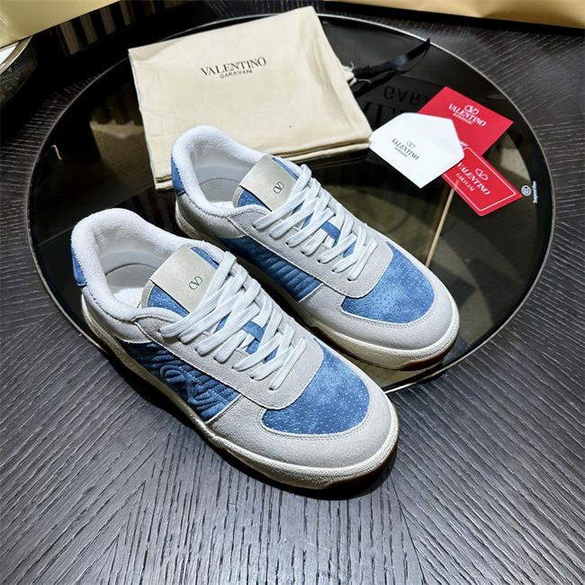 Valentino Sneakers