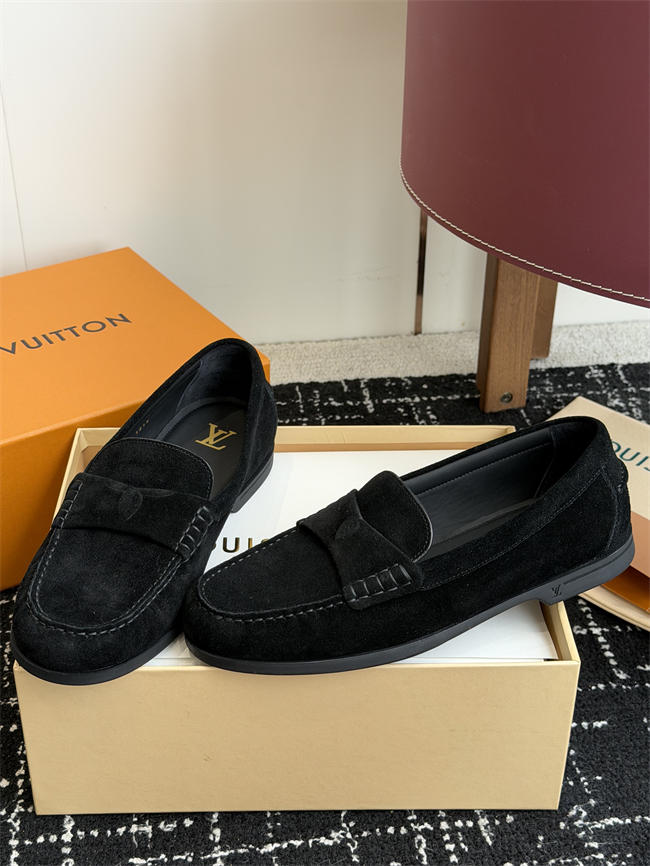 LV Loafer